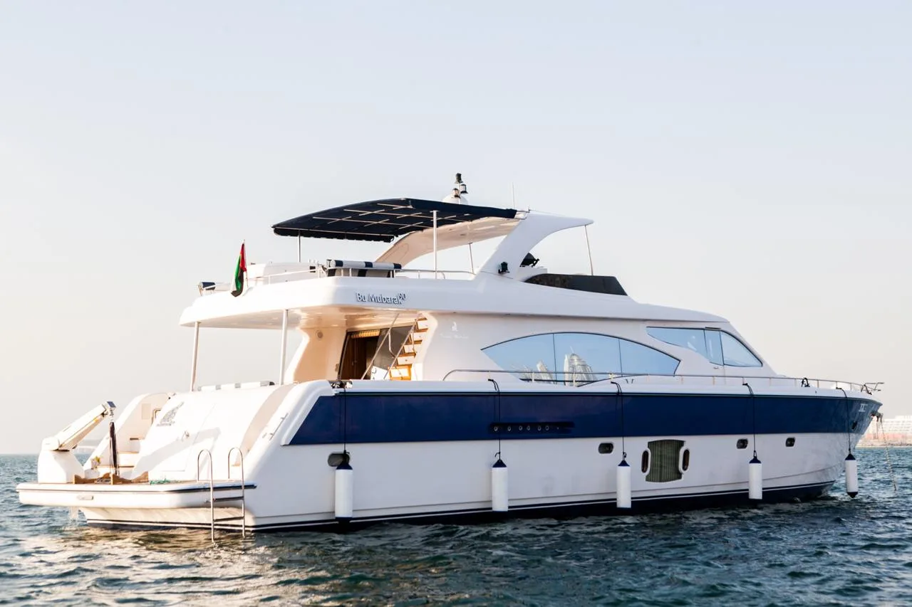 Dubai Marine 90 — photo 1
