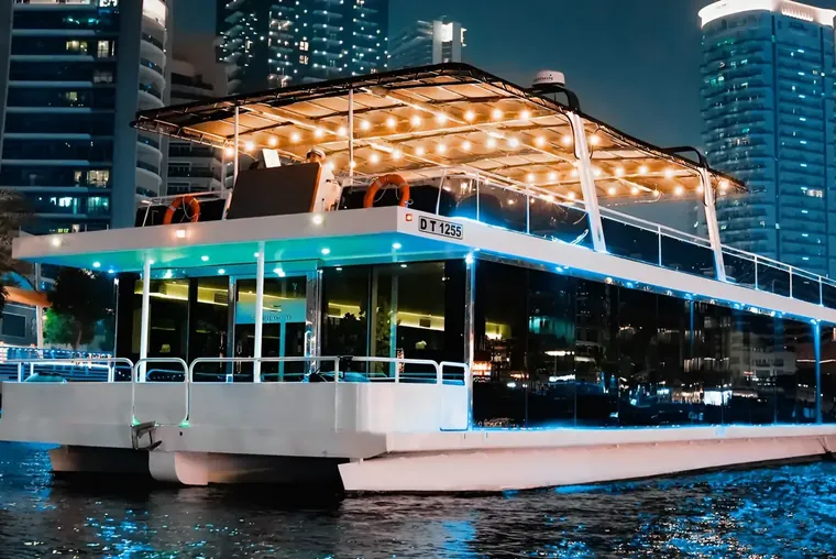 Party Boat 90