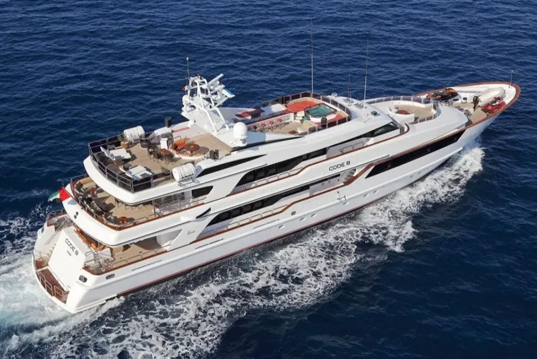 Benetti Code 8 164