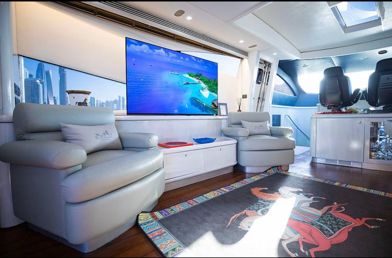 Sunseeker Predator UD30 — photo 4